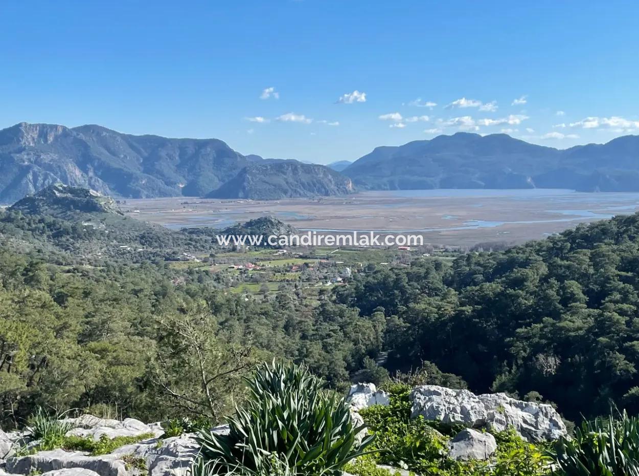 4000M2 Feld Zum Verkauf Mit Seeblick In Çandir