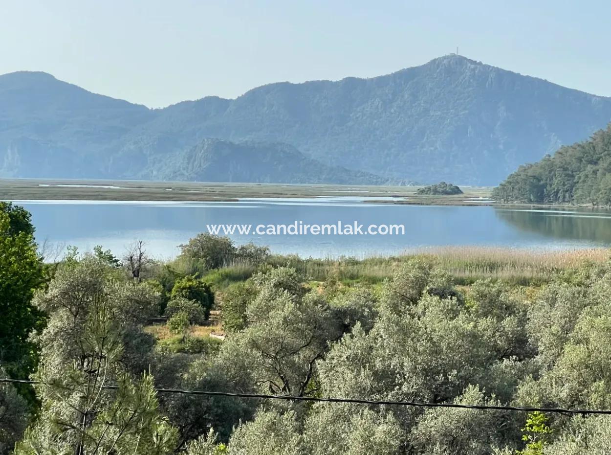 1.136M2 Feldgrundstück Zum Verkauf Mit Çandır Seeblick