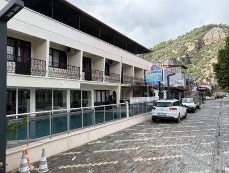 Hotel Zum Verkauf In Dalyan Mit 30 Zimmern In Der Nähe Des Kanals