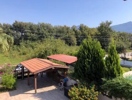 4+1 Villen Zum Verkauf In 575M2 Grundstück In Dalyan