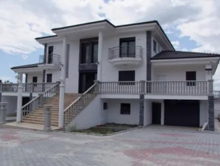 Luxus-Villa Zu Verkaufen In Zeytinalanda Köyce'inz Zeyt'nalanda 6800M2 Land Villa Zum Verkauf Mit Voller Seeblick