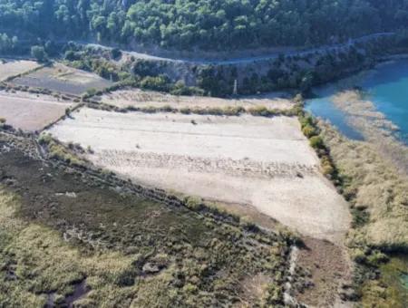 3210M2 2B Land For Sale By The Lake In Çandır