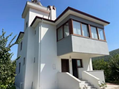 Muğla Ula Köprübaşı Mahallesin'de 2378M2 Arsa İçinde 3+1 Satılık Vlla