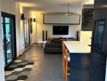 Dalyan'da 567M2 Arsa İçinde Satılık 4+1 Villa